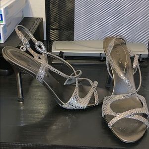 Guess sandals